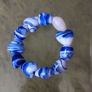 Glass bead bracelet